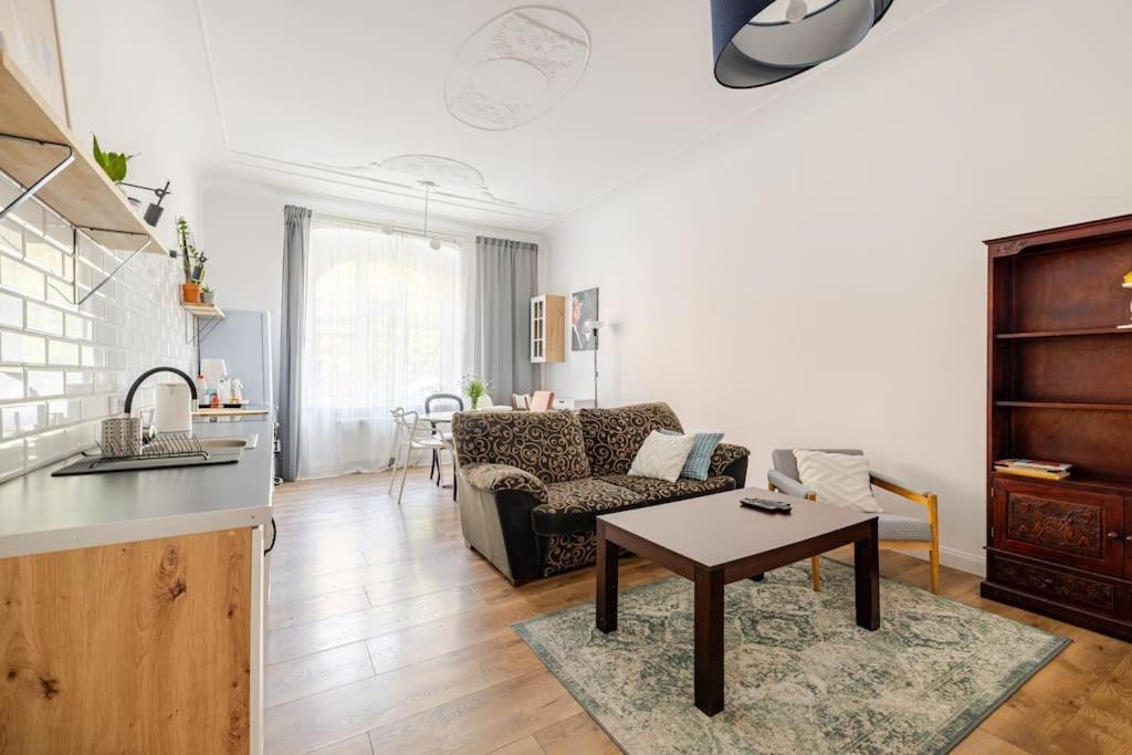 Apartament Rozeta Centrum 6Os Легница Экстерьер фото